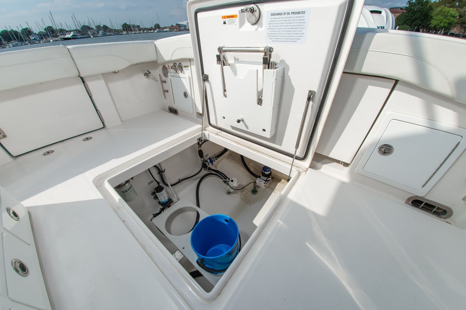2024 Regulator 31 - Photo 25