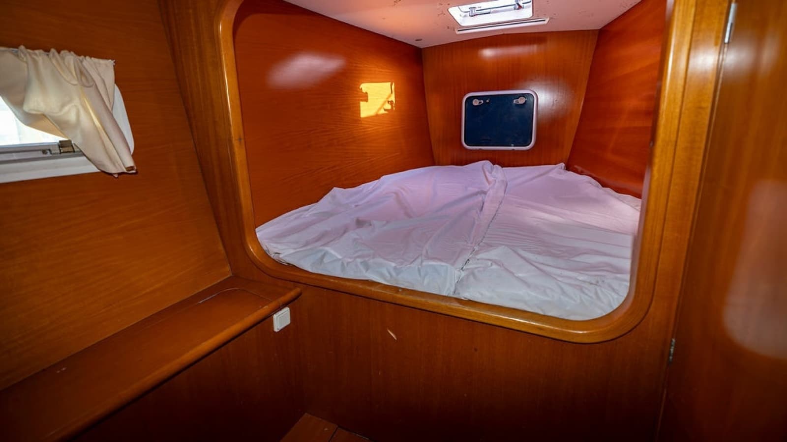 2001 Lagoon 410 - Photo 42