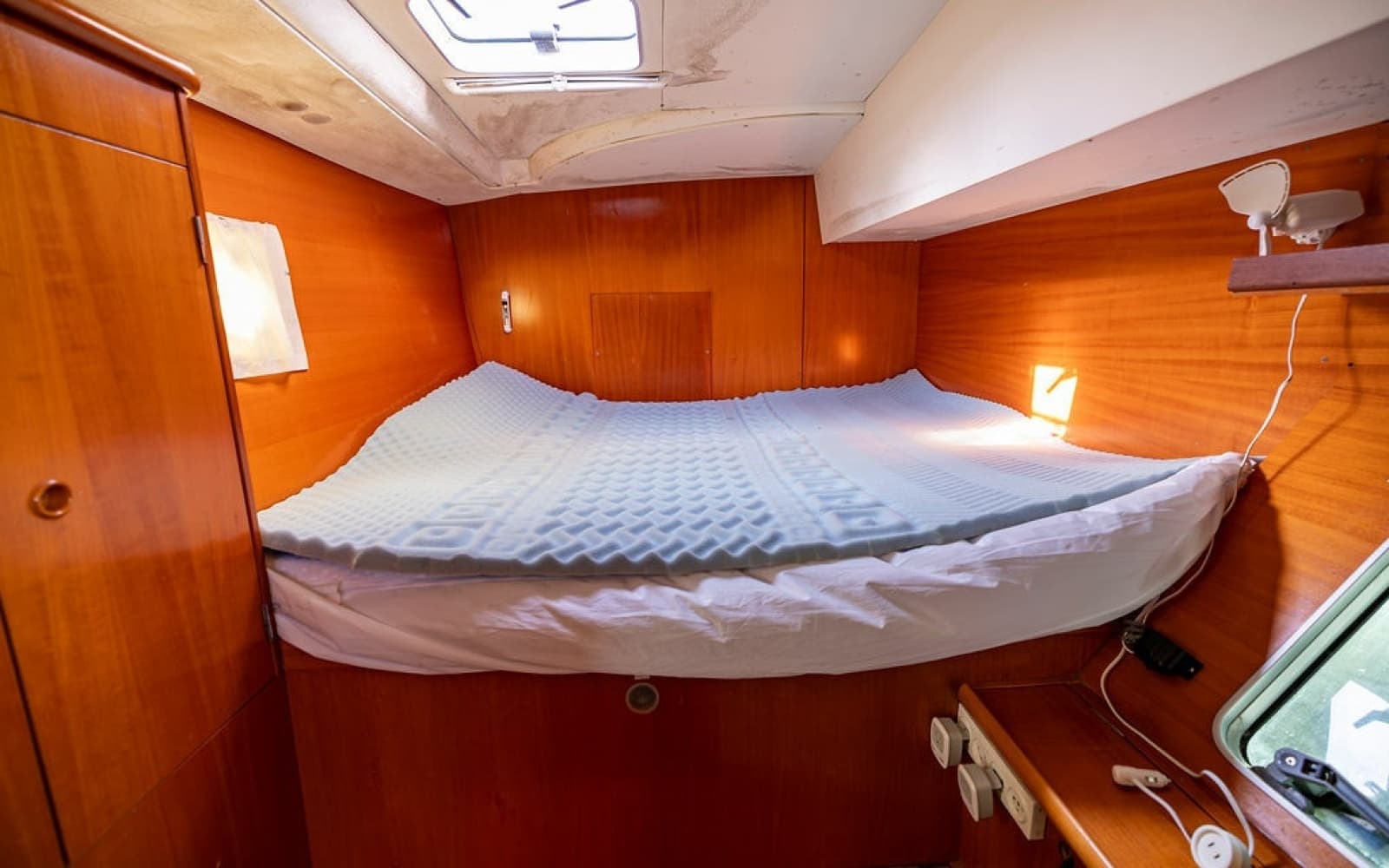 2001 Lagoon 410 - Photo 44