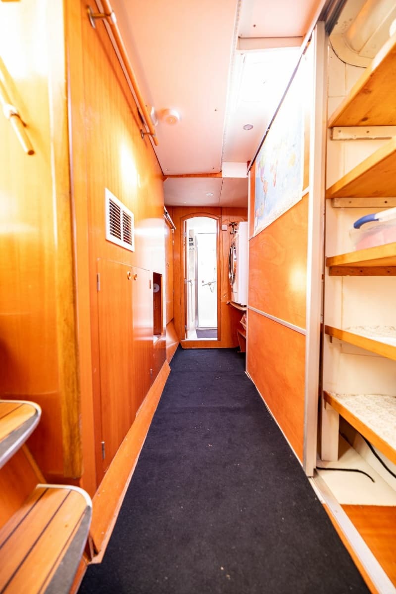 2001 Lagoon 410 - Photo 52
