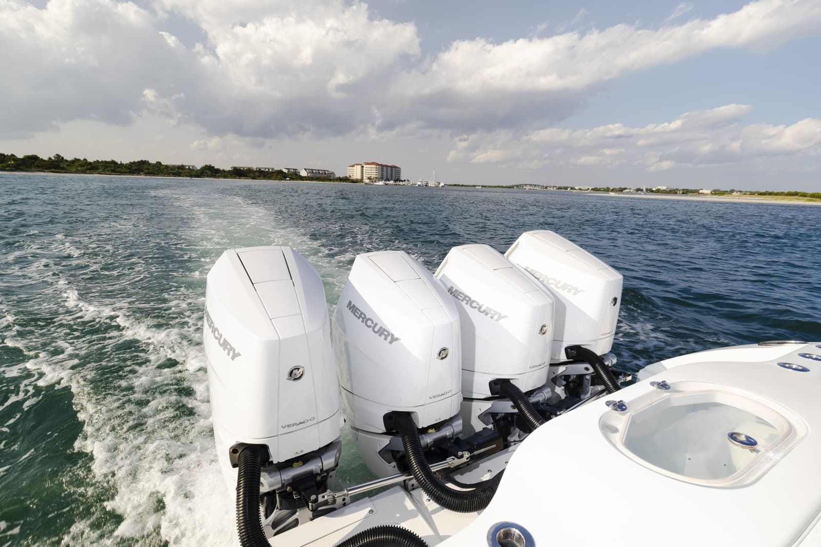 2017 Yellowfin 42 CC - Photo 17