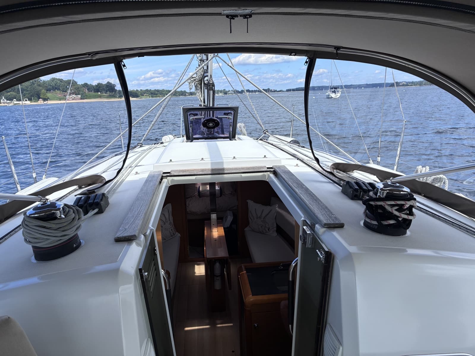 2015 Jeanneau Sun Odyssey 349 - Photo 8