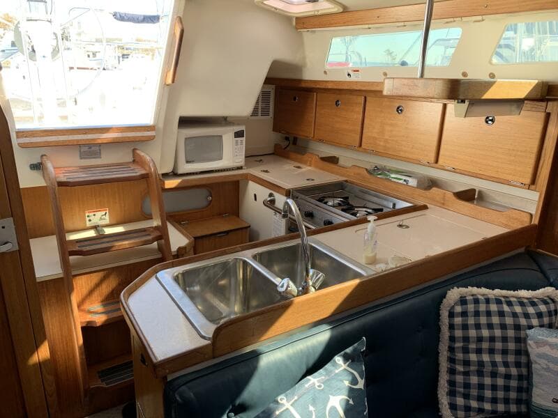 2001 Catalina 36 mkII - Photo 10