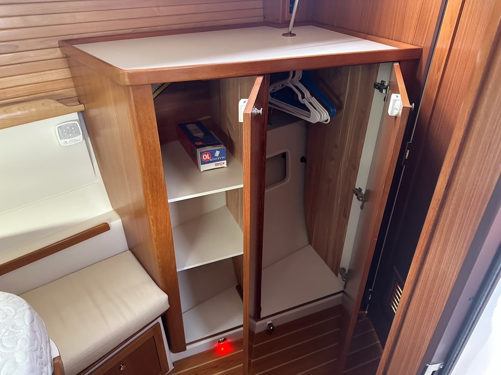 2020 Catalina 425 - Photo 41
