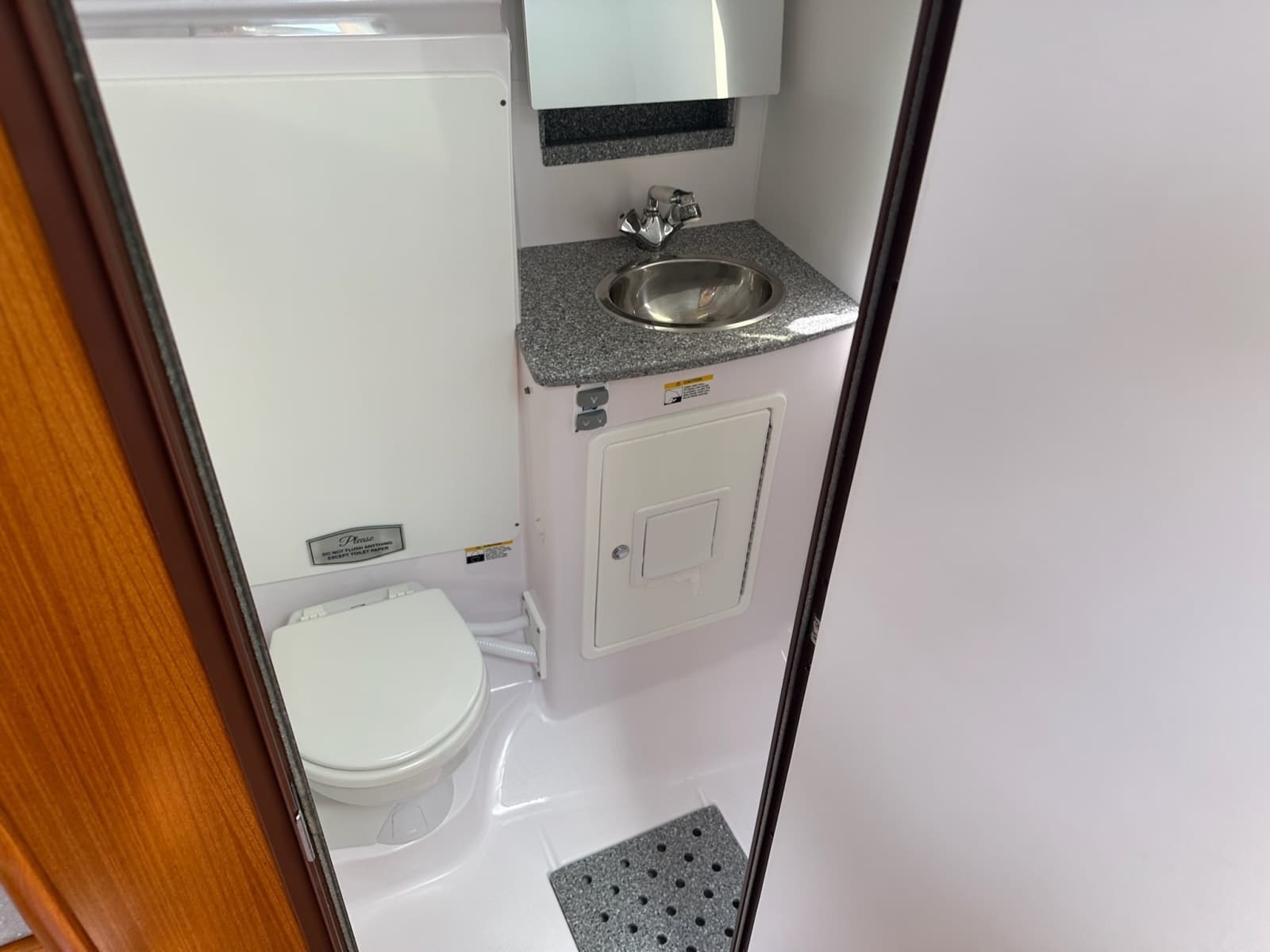 2020 Catalina 425 - Photo 45
