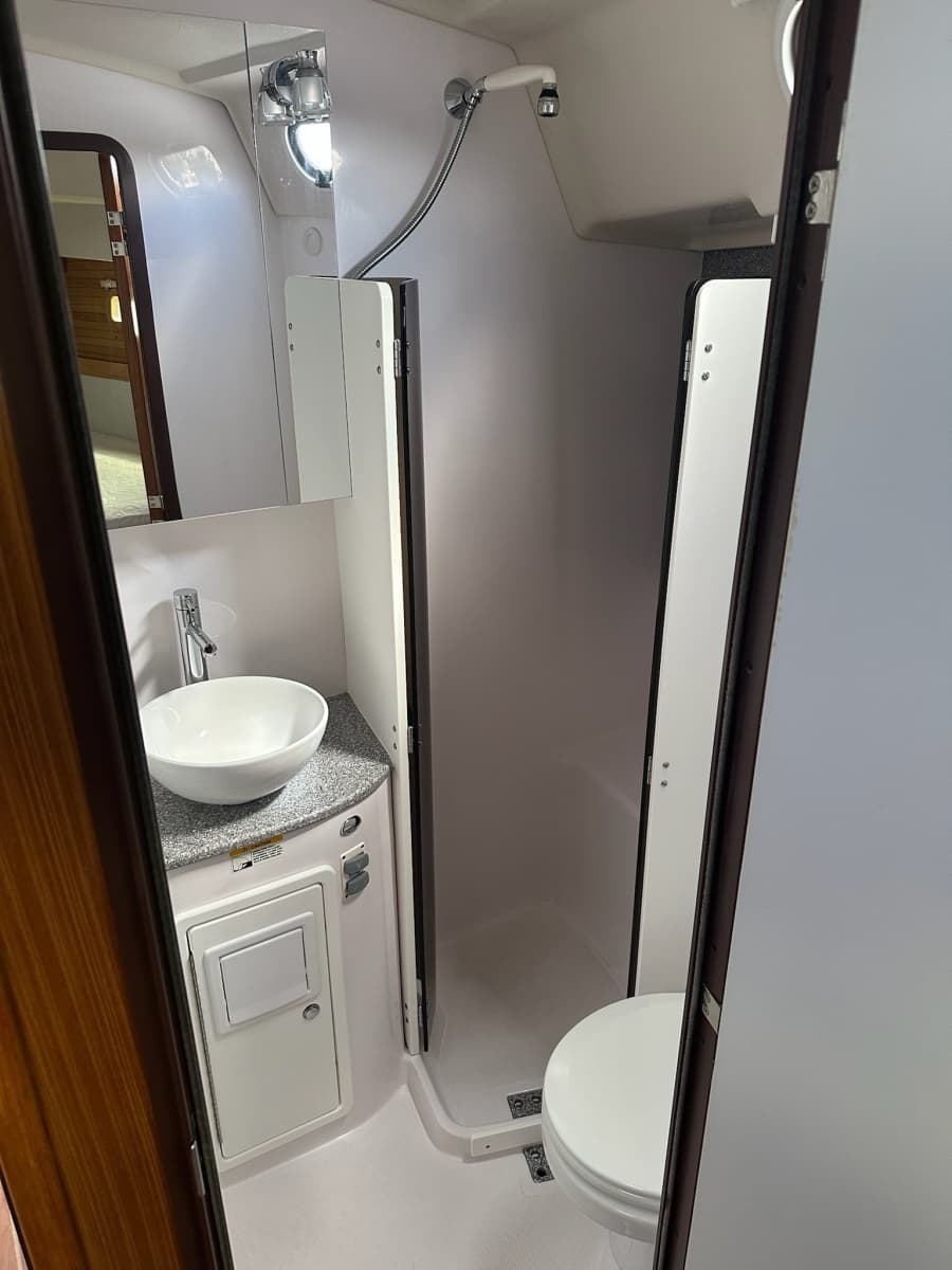 2020 Catalina 425 - Photo 43