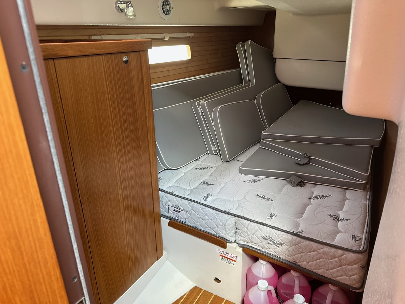2020 Catalina 425 - Photo 47
