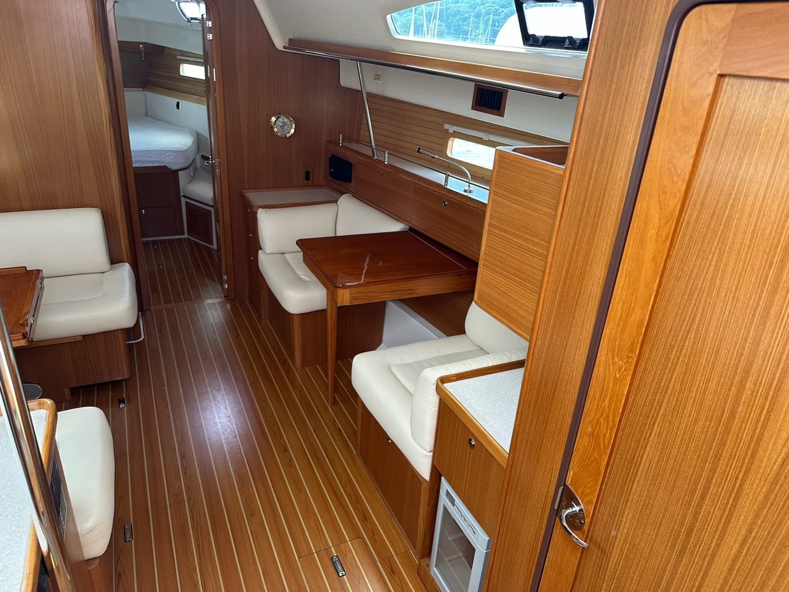 2020 Catalina 425 - Photo 30
