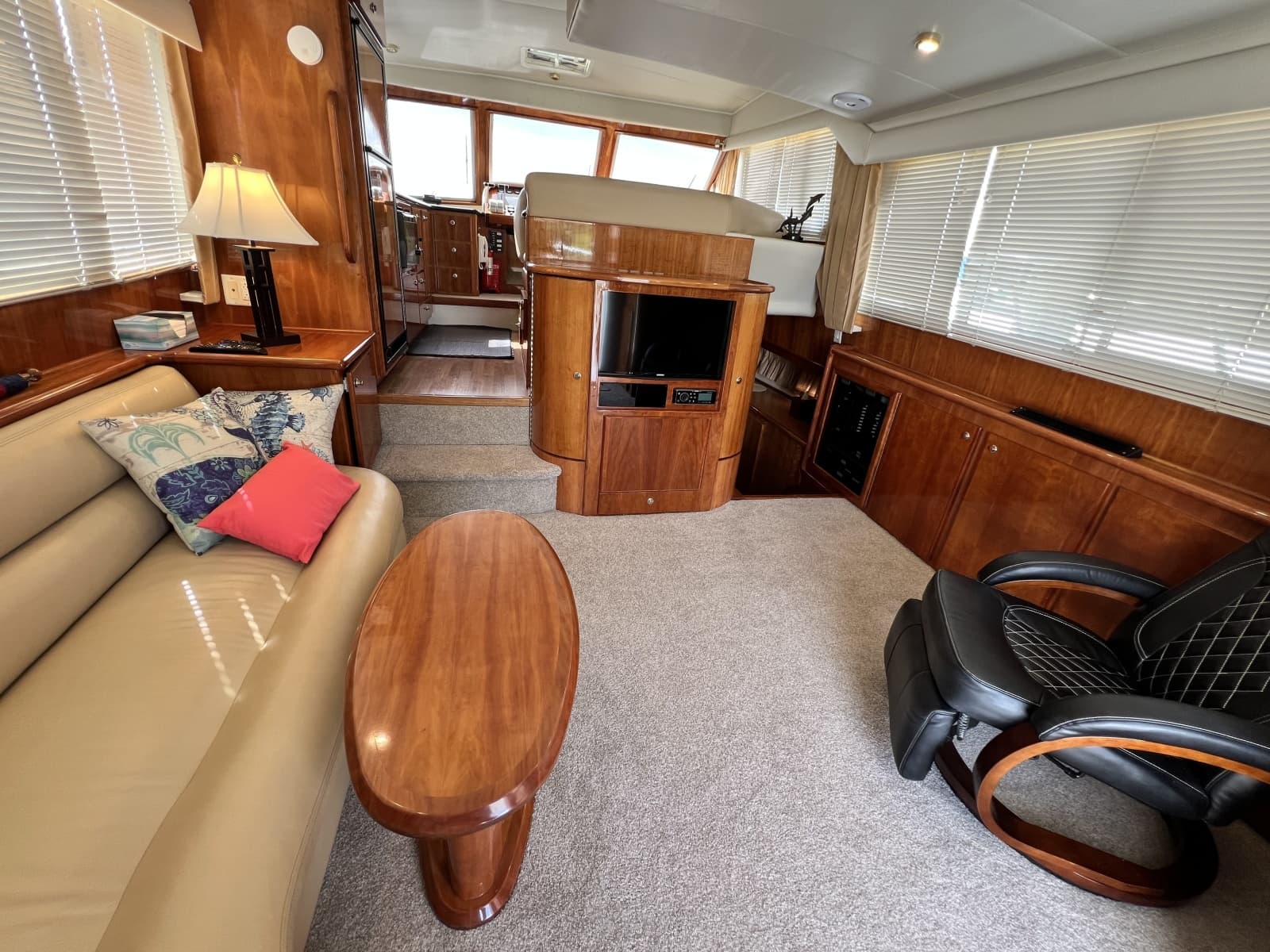 2004 Navigator 4400 - Photo 5