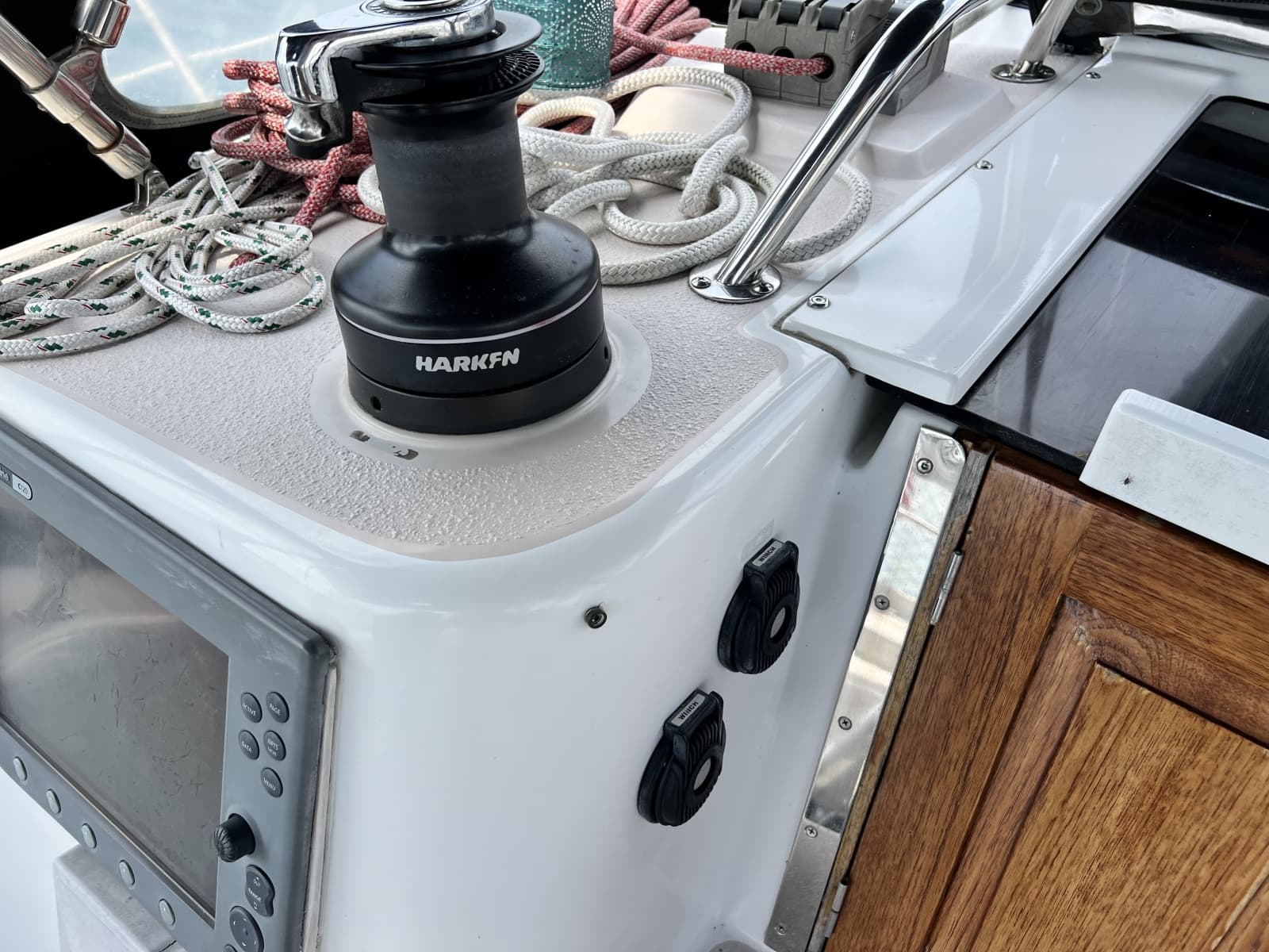 1997 Catalina 380 - Photo 12