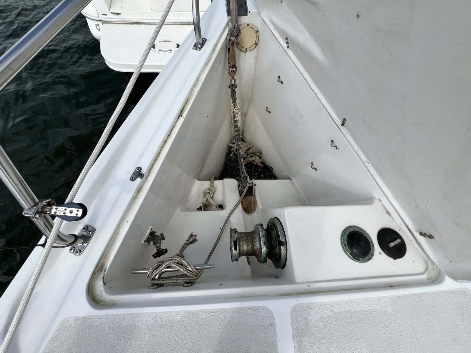 1997 Catalina 380 - Photo 40