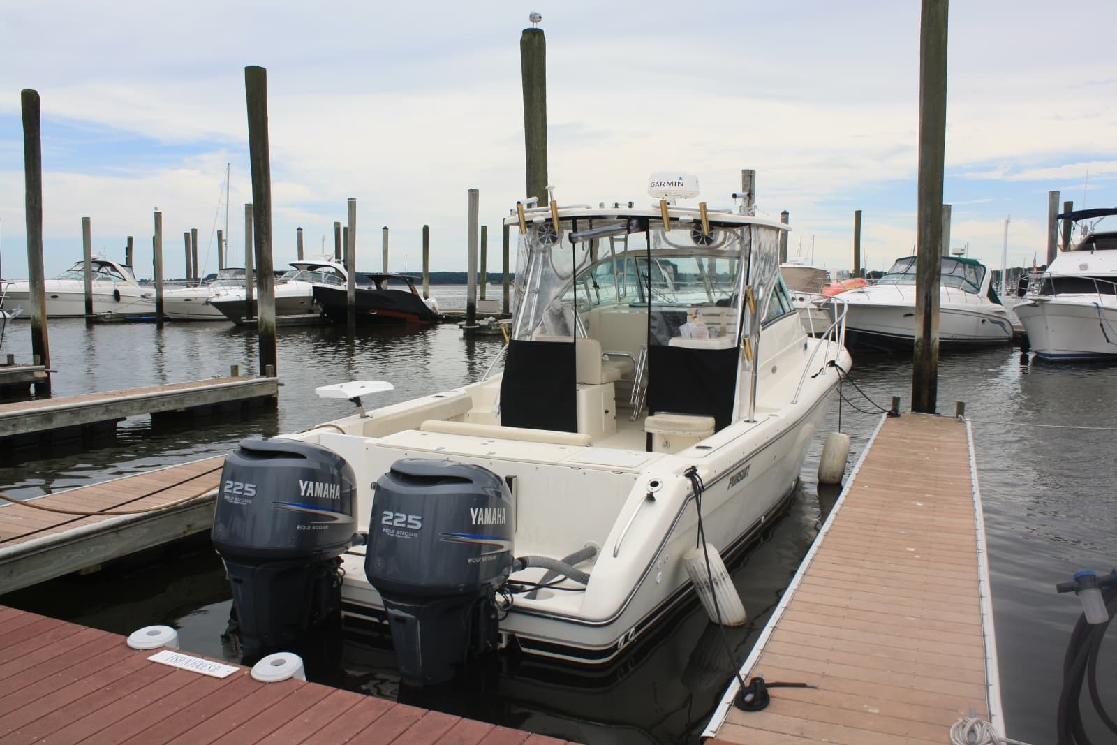 2003 Pursuit 3070 Express - Photo 2