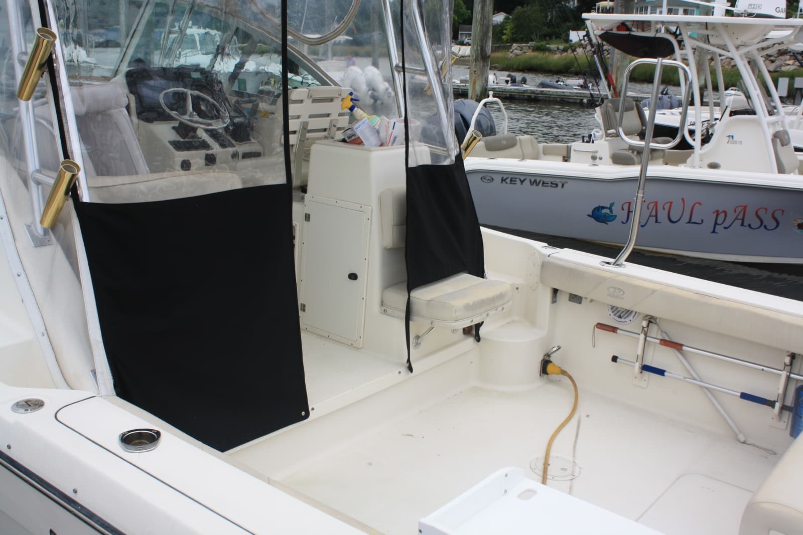 2003 Pursuit 3070 Express - Photo 9