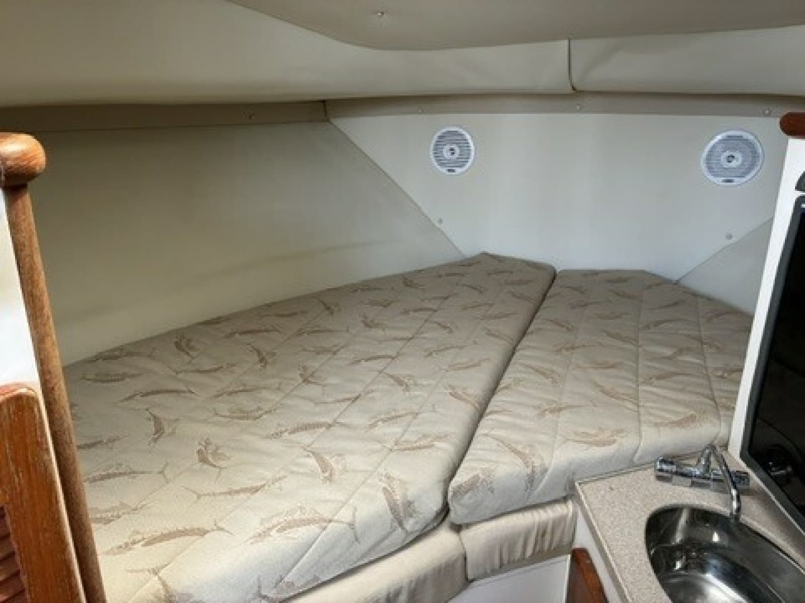 2003 Pursuit 3070 Express - Photo 19