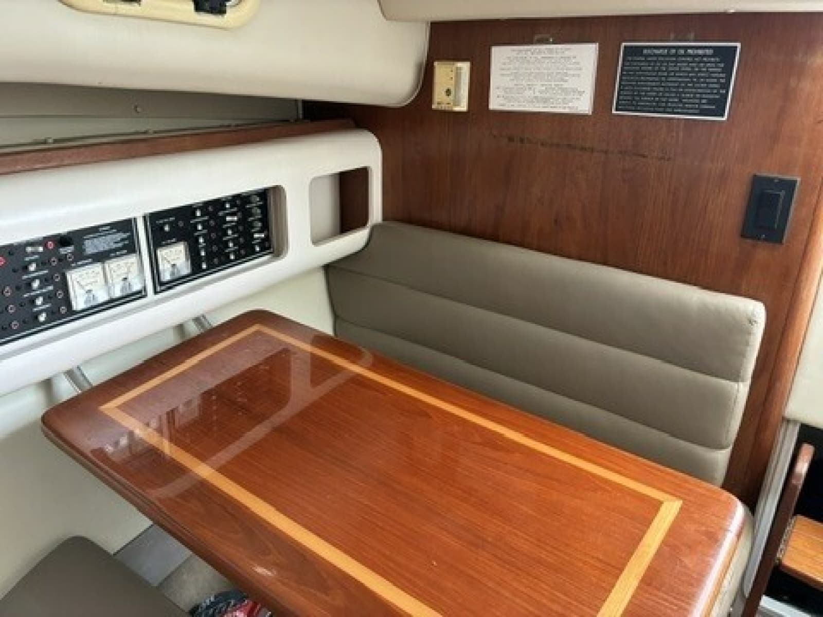 2003 Pursuit 3070 Express - Photo 15