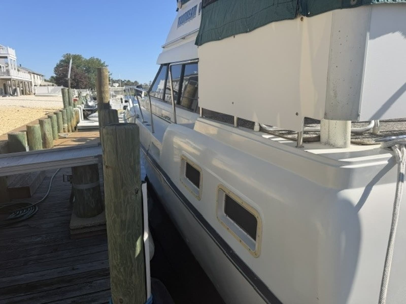 1993 Silverton 34 Motor Yacht - Photo 8