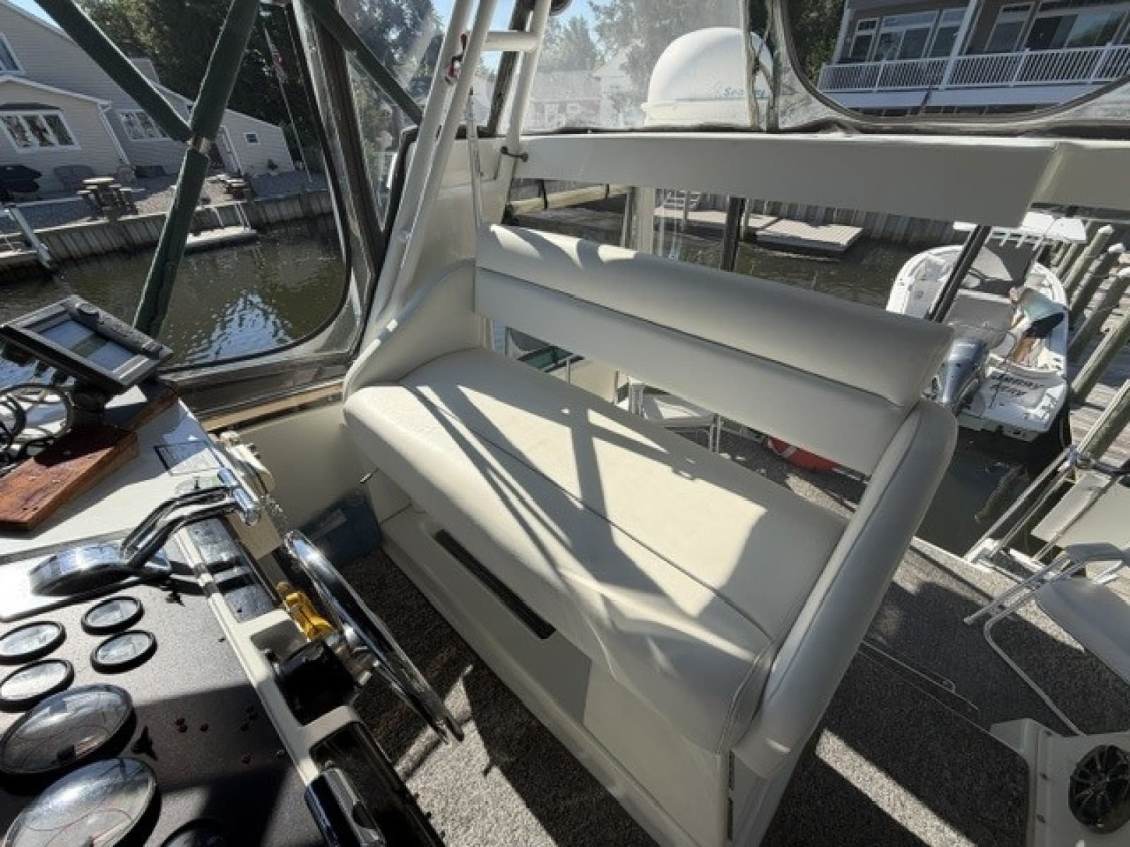 1993 Silverton 34 Motor Yacht - Photo 39