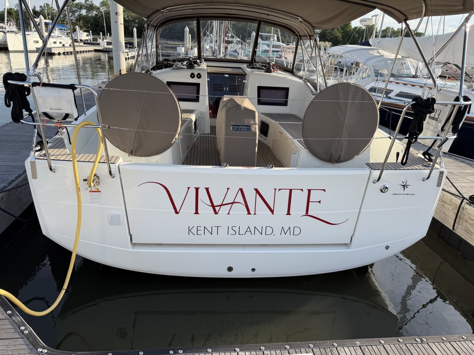 2024 Jeanneau Sun Odyssey 410 - Photo 4