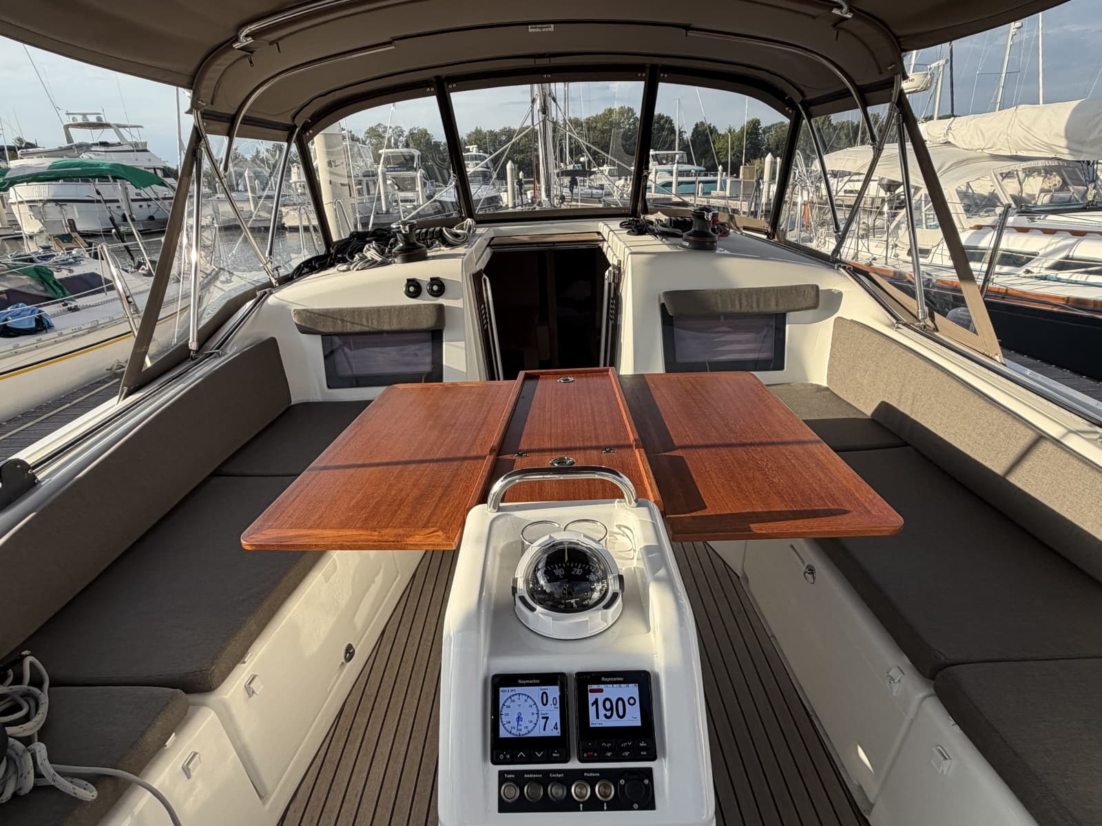 2024 Jeanneau Sun Odyssey 410 - Photo 28
