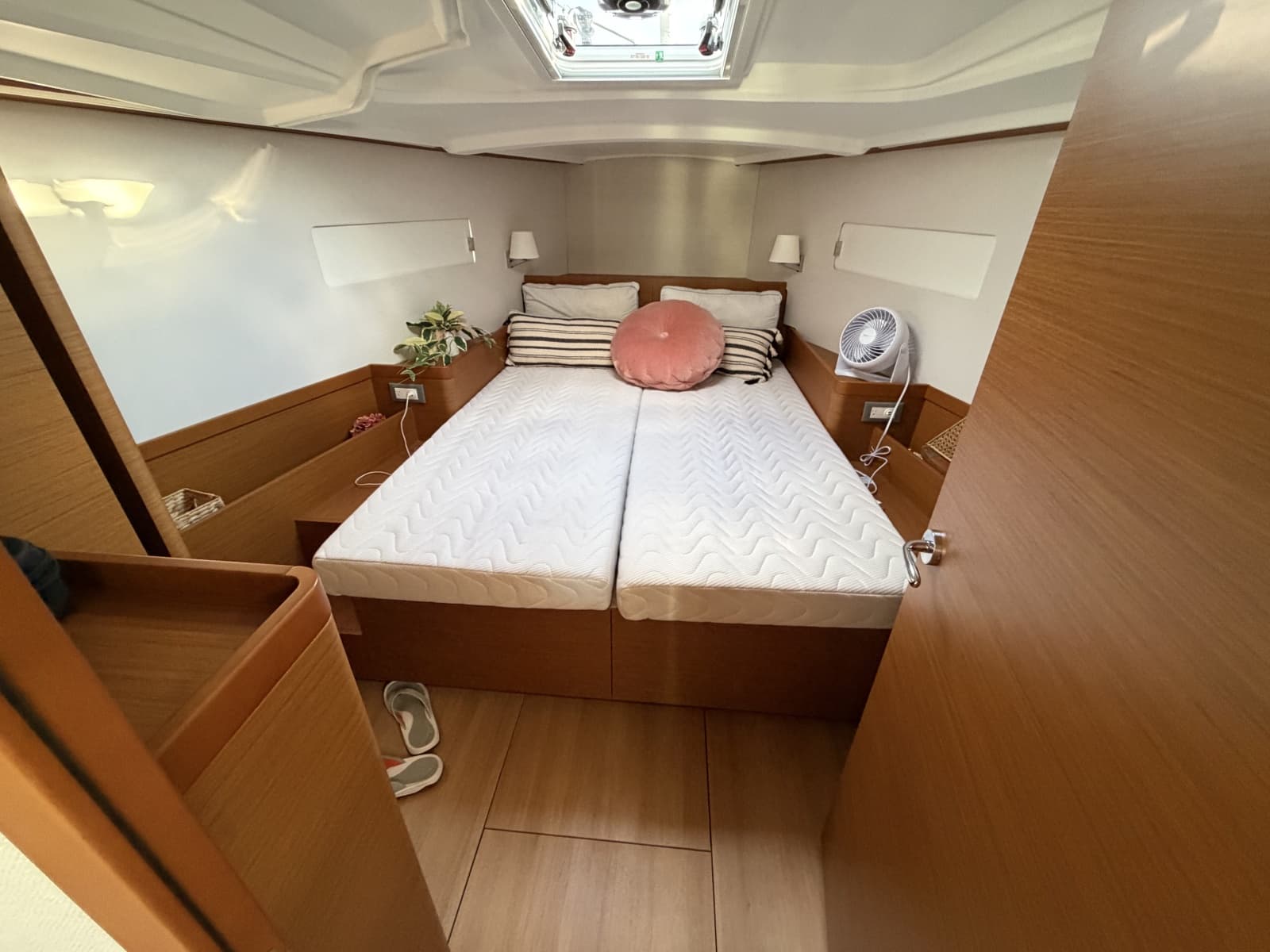 2024 Jeanneau Sun Odyssey 410 - Photo 13