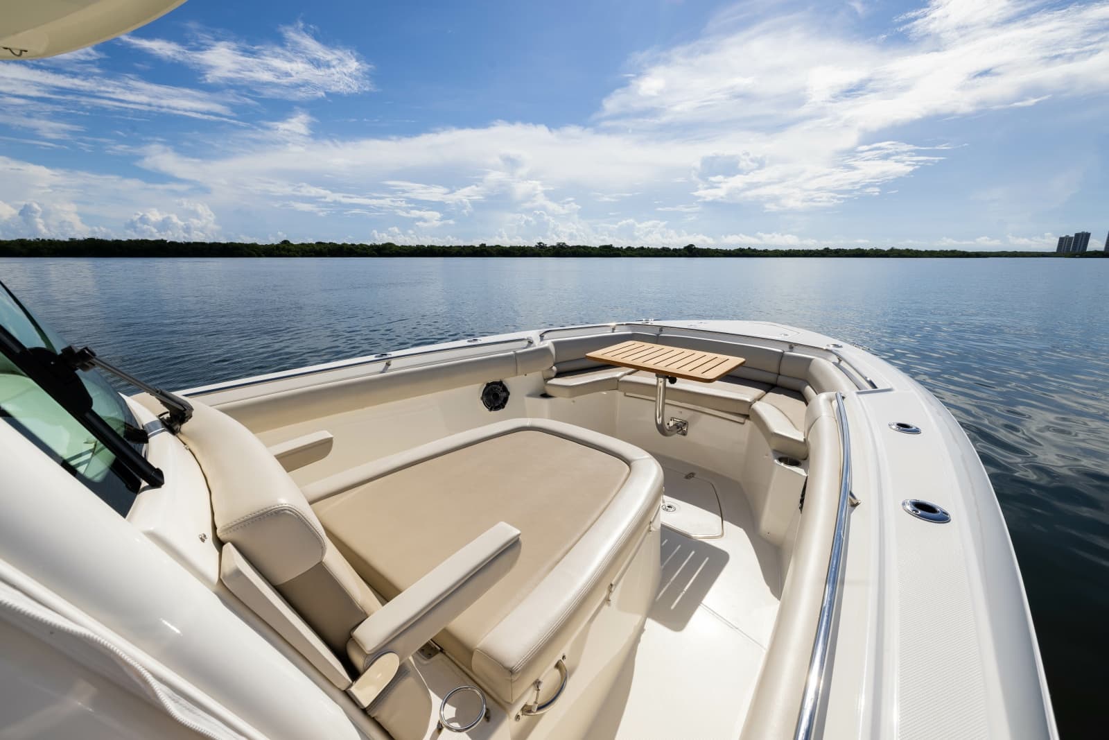 2024 Boston Whaler 330 Outrage - Photo 23
