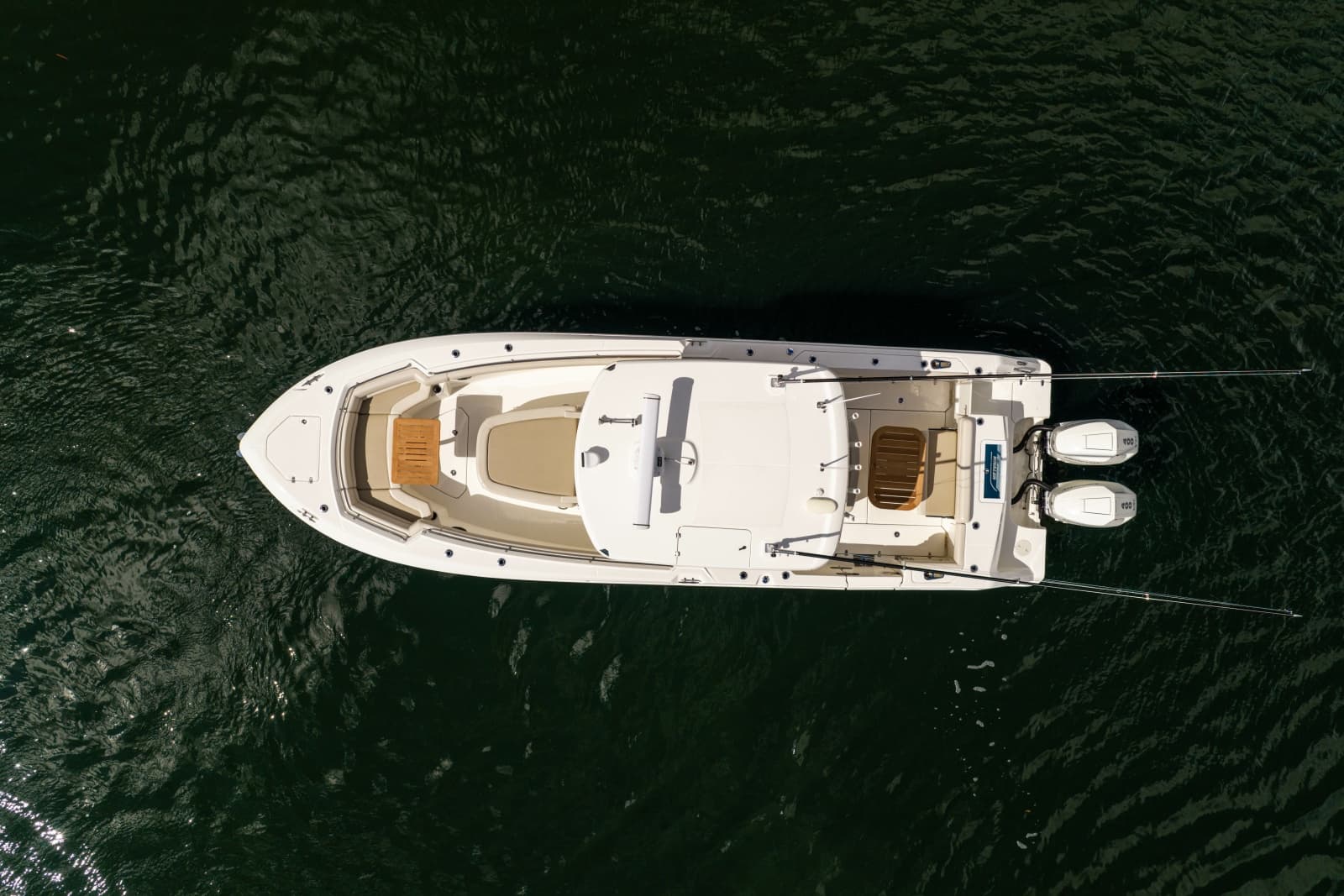 2024 Boston Whaler 330 Outrage - Photo 13