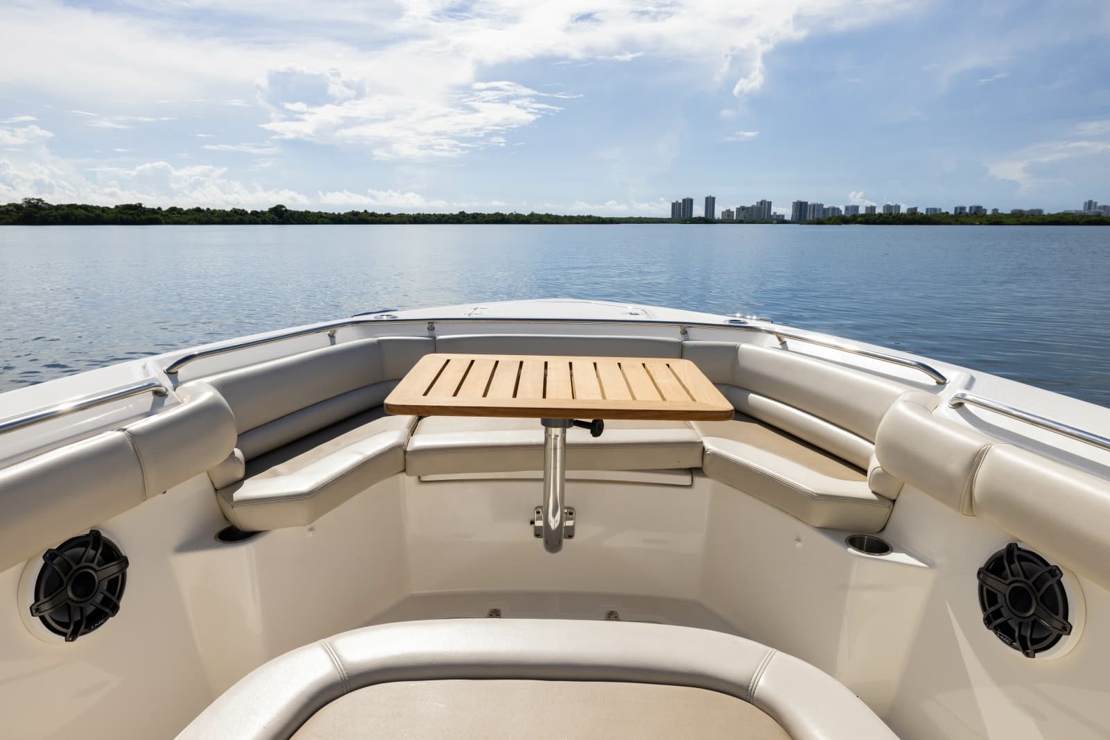 2024 Boston Whaler 330 Outrage - Photo 26