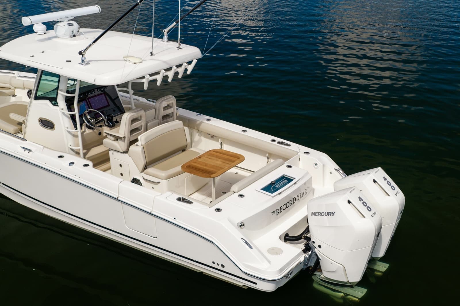 2024 Boston Whaler 330 Outrage - Photo 11