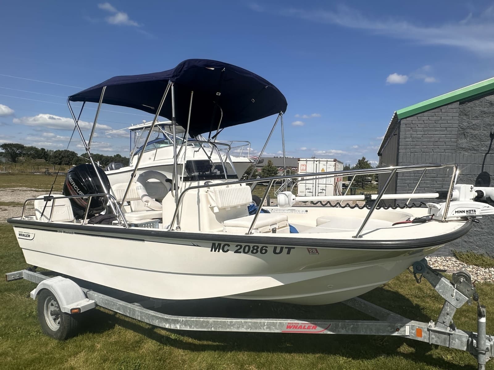 2015 Boston Whaler 170 Montauk - Photo 2