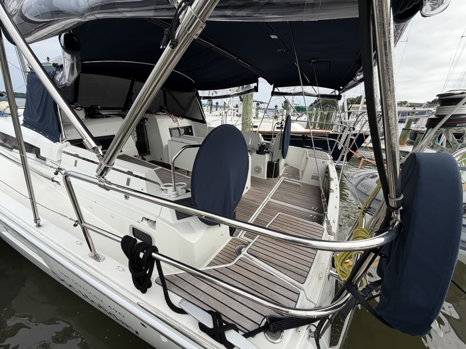 2020 Jeanneau Sun Odyssey 490 - Photo 9