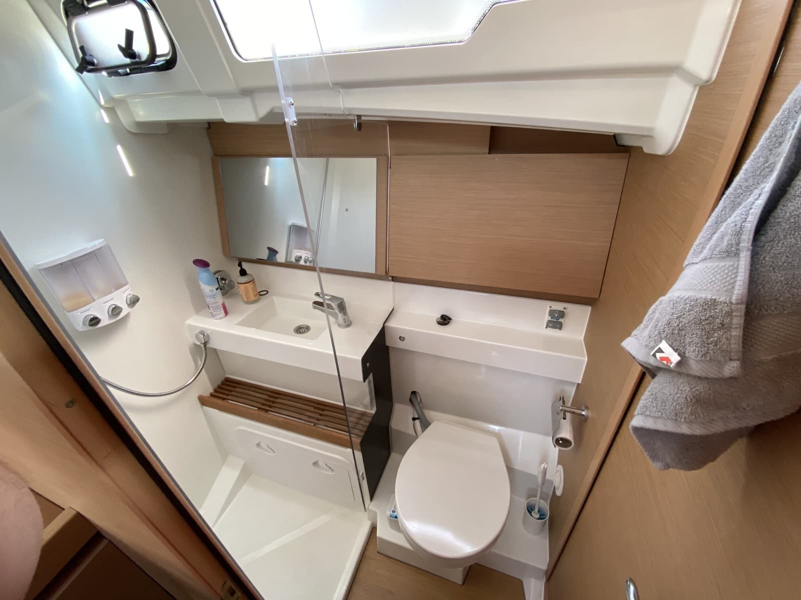 2020 Jeanneau Sun Odyssey 490 - Photo 22