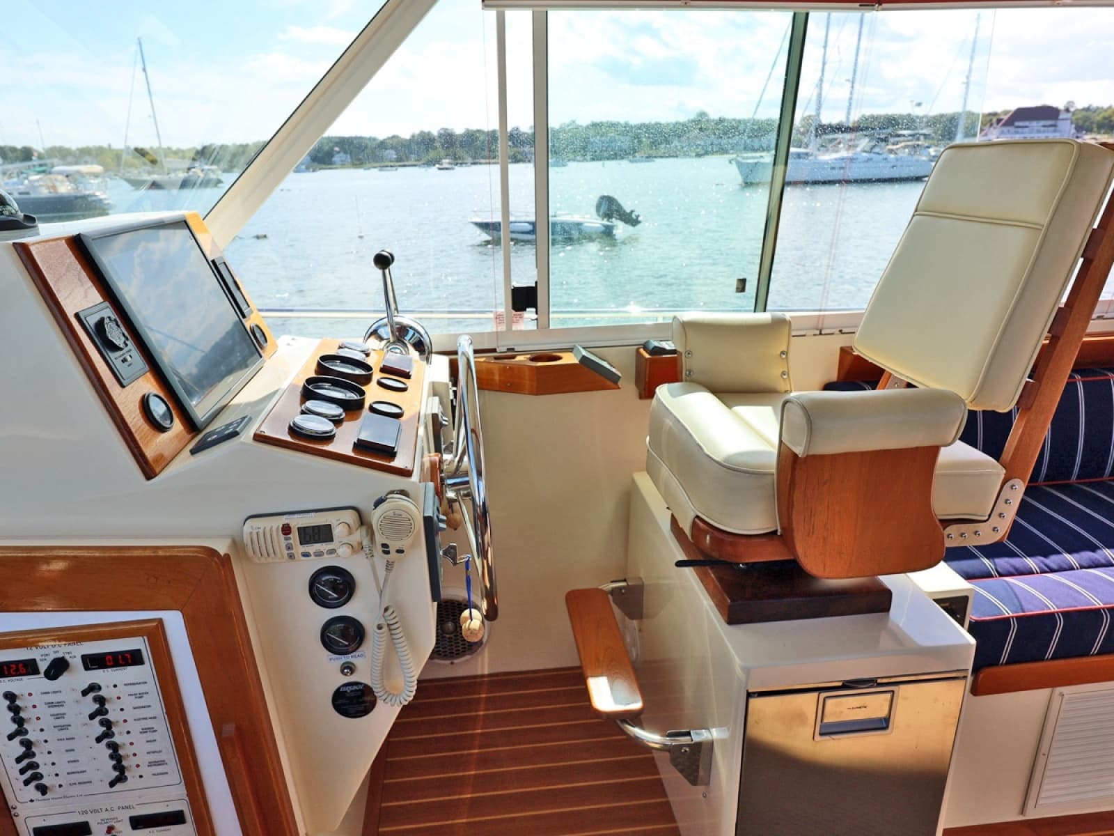 2004 Bruckmann Bluestar 37 - Photo 13