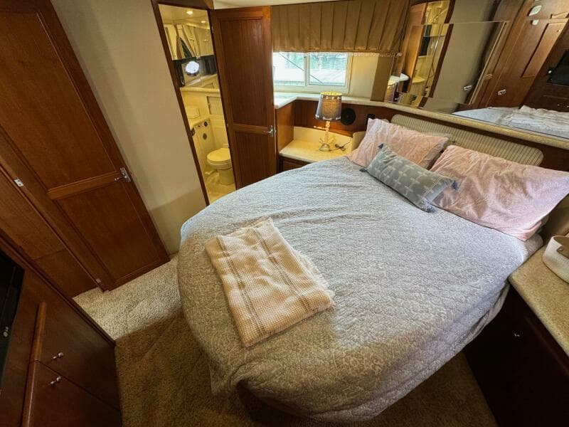 1999 Carver 406 Aft Cabin Motor Yacht - Photo 40
