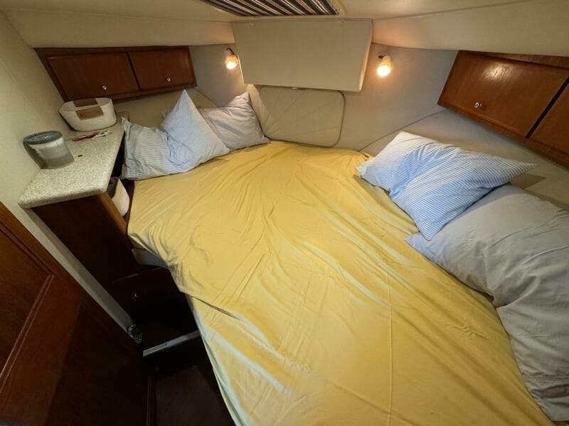 1999 Carver 406 Aft Cabin Motor Yacht - Photo 44