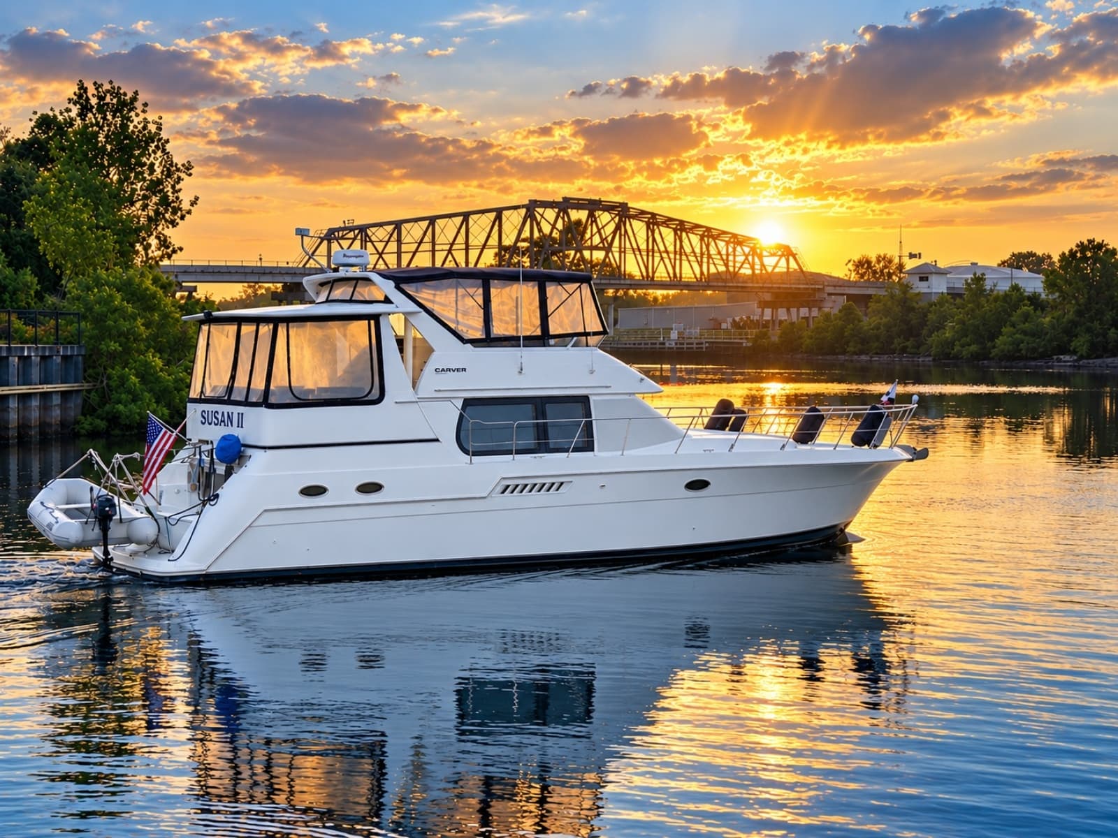 1999 Carver 406 Aft Cabin Motor Yacht - Photo 1