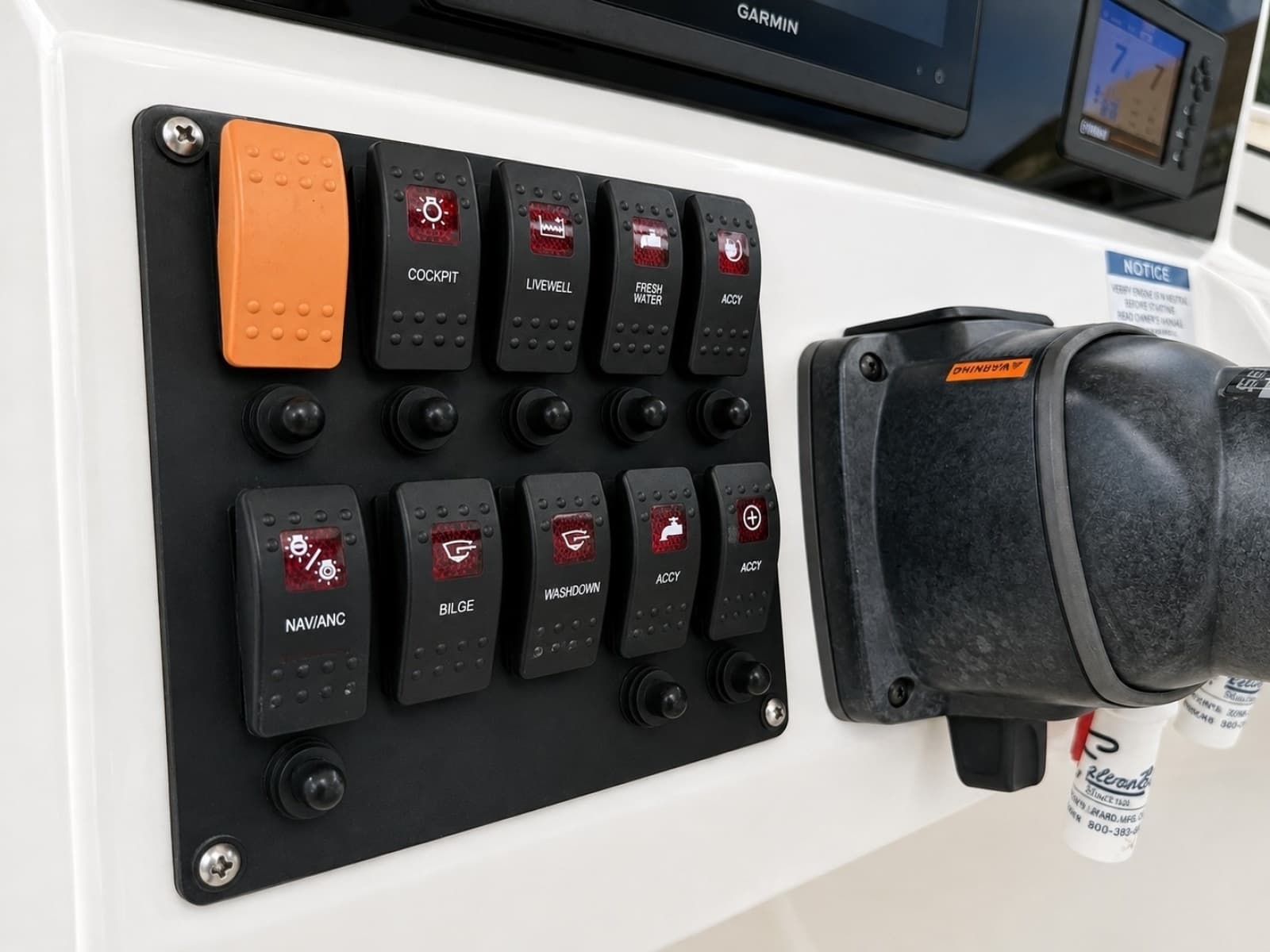 2020 World Cat 230 DC - Photo 16
