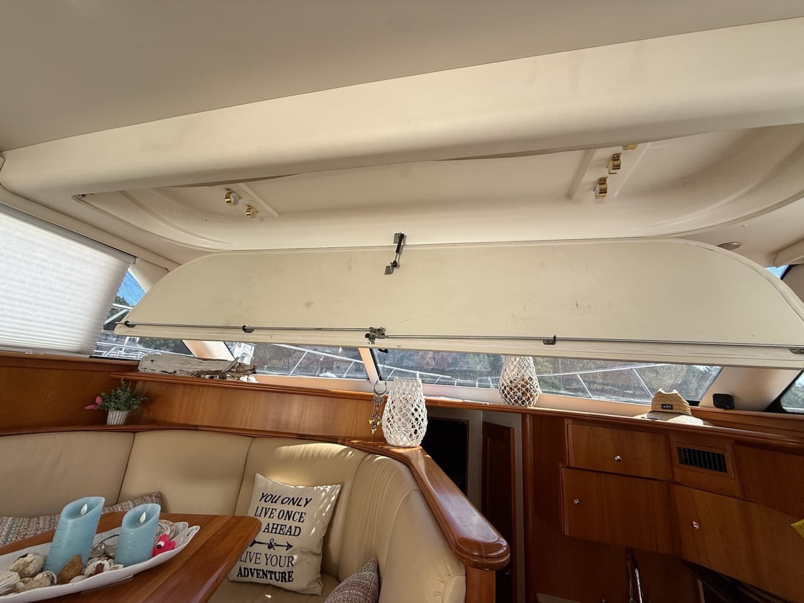 2001 Silverton Convertible - Photo 21