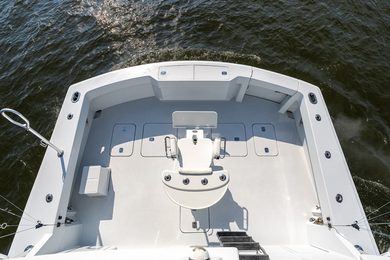 2001 Hatteras 55 Convertible - Photo 12