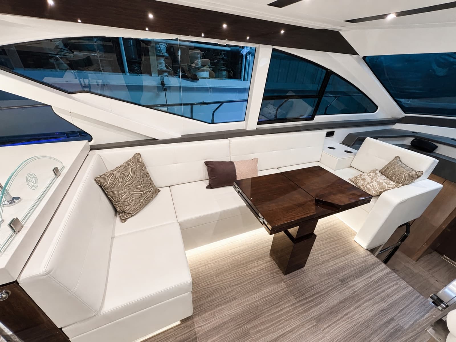 2019 Cruisers 60 FLY - Photo 25