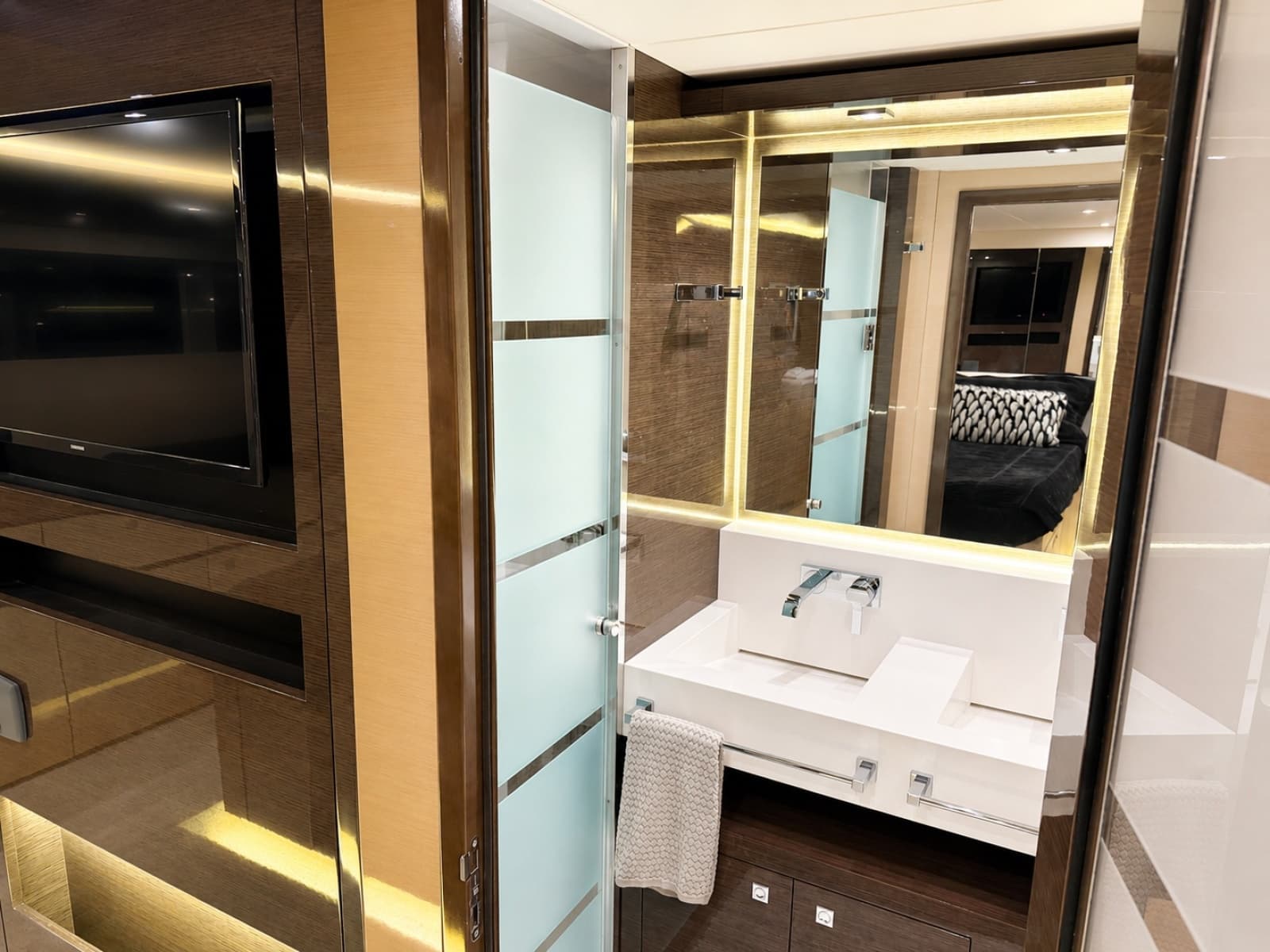 2019 Cruisers 60 FLY - Photo 38