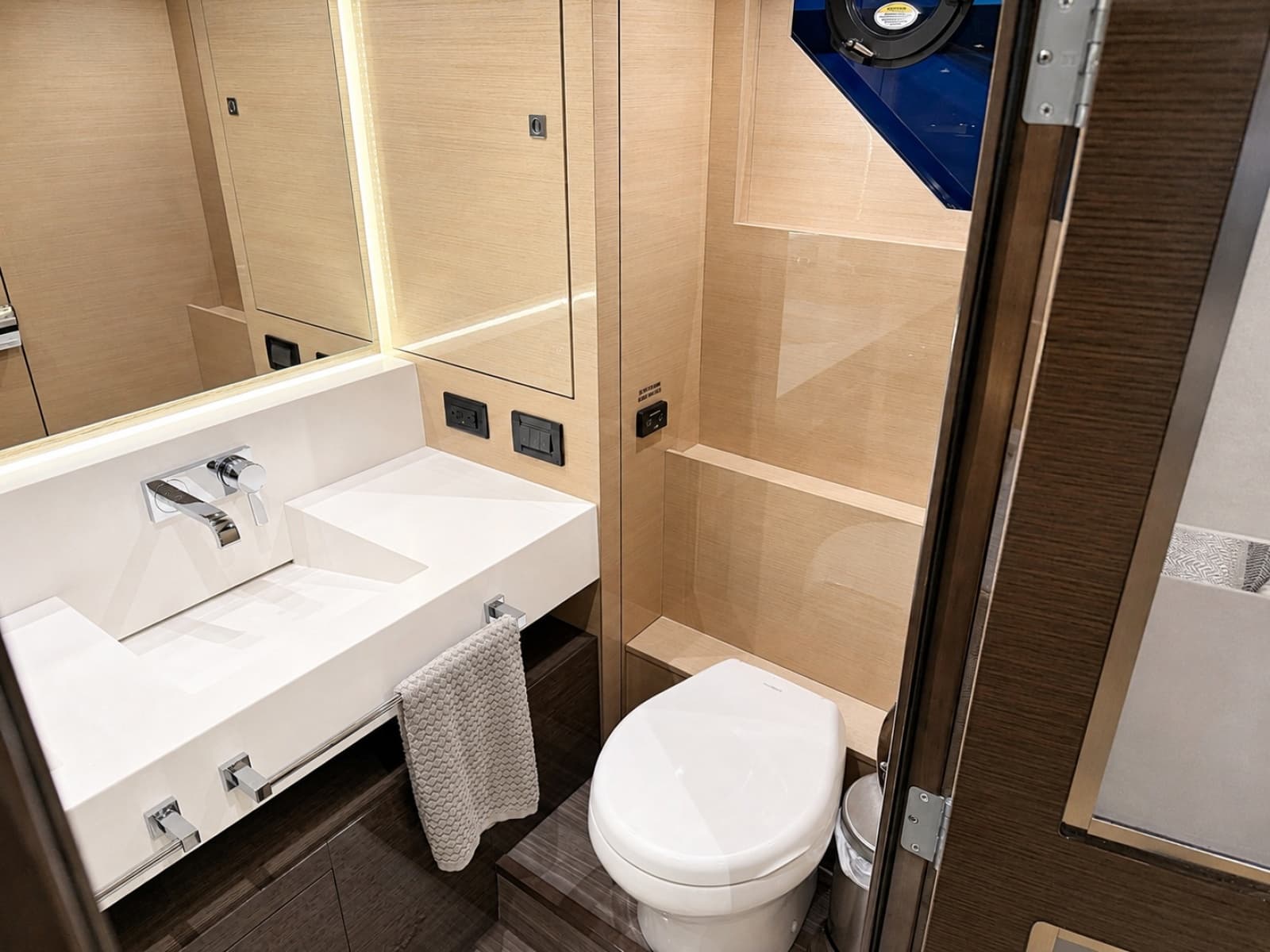 2019 Cruisers 60 FLY - Photo 37
