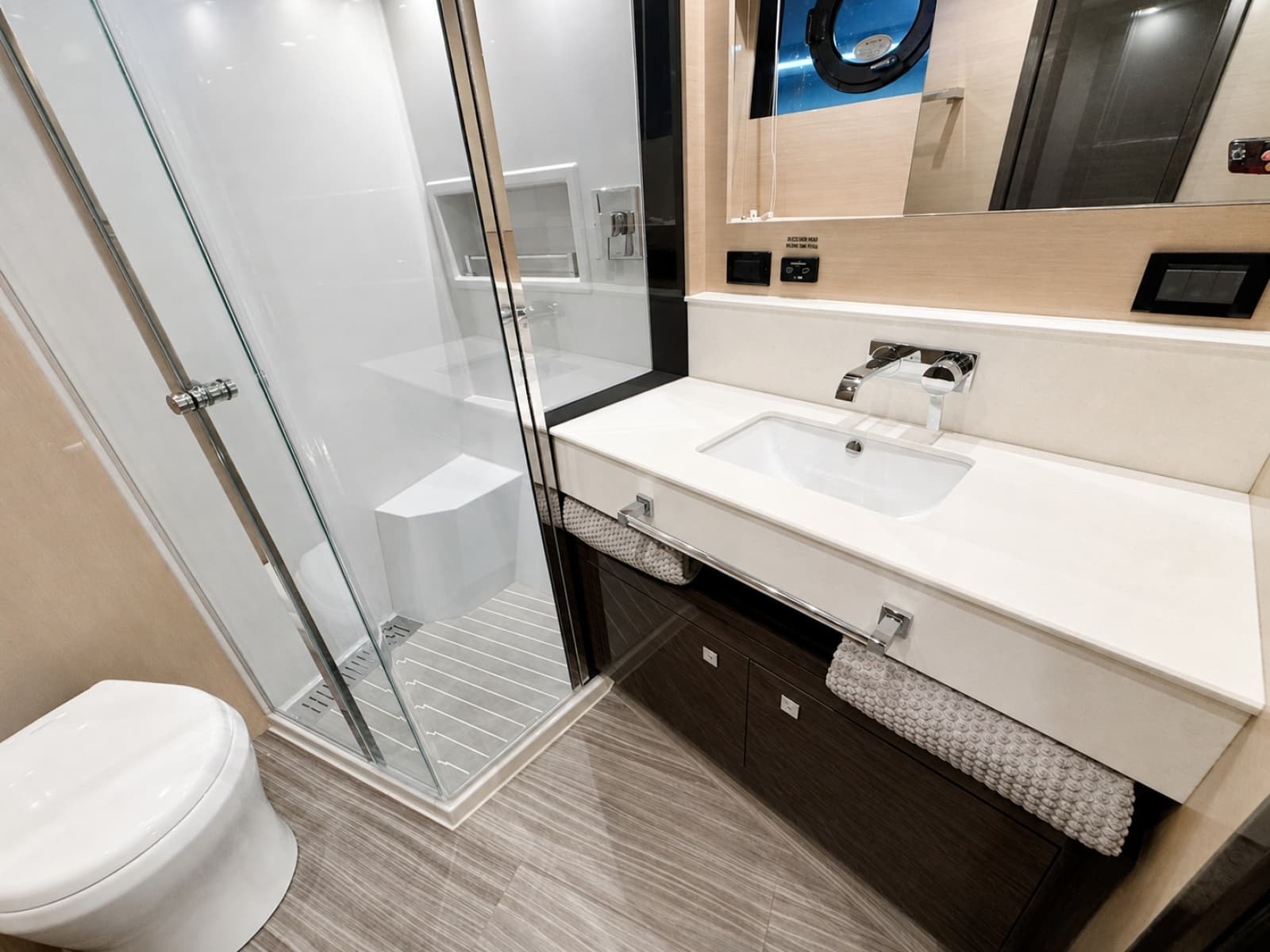 2019 Cruisers 60 FLY - Photo 14