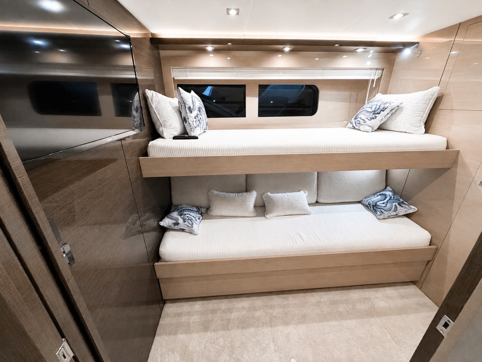 2019 Cruisers 60 FLY - Photo 11