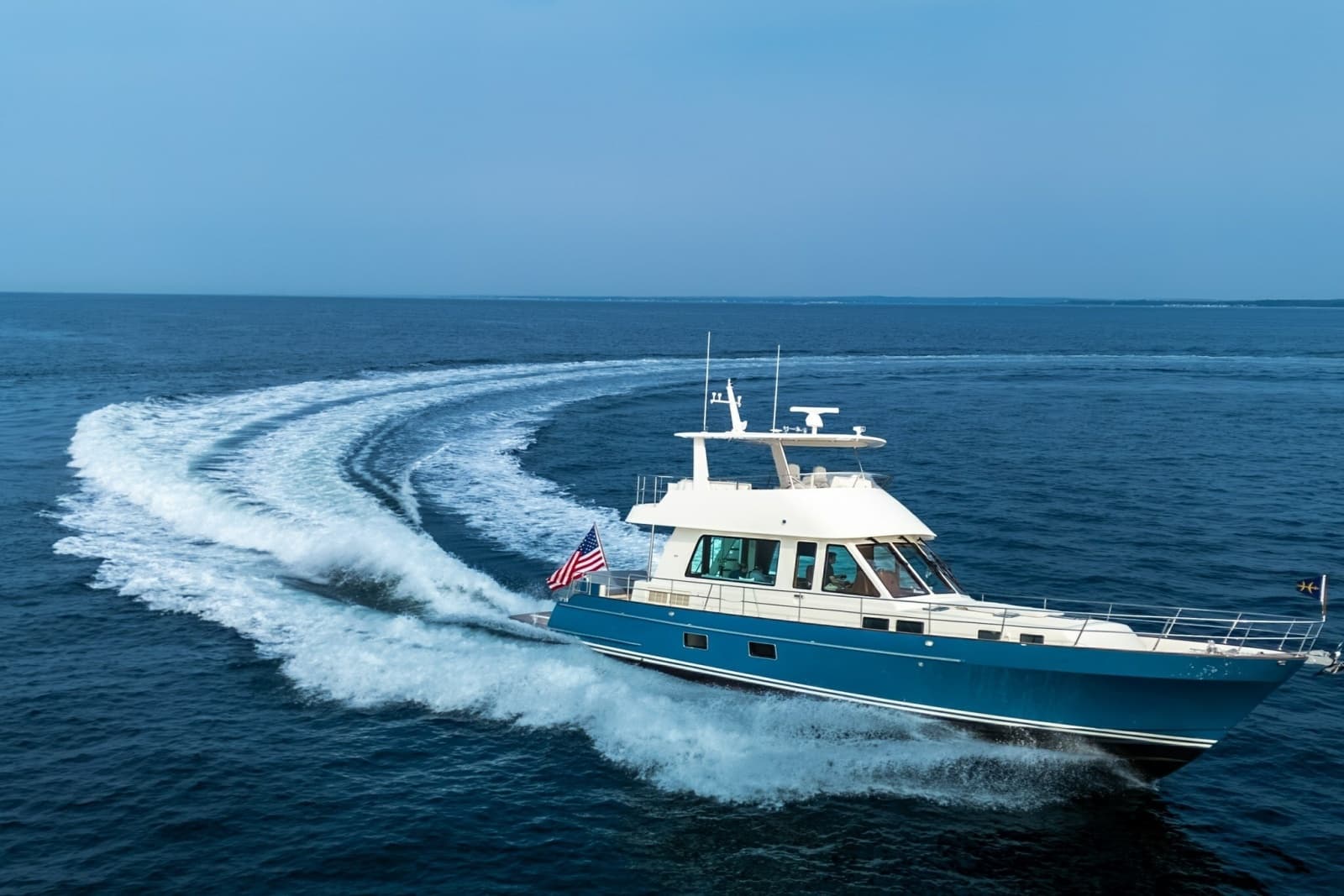 2027 Hunt Yachts 56 Flybridge - Photo 12