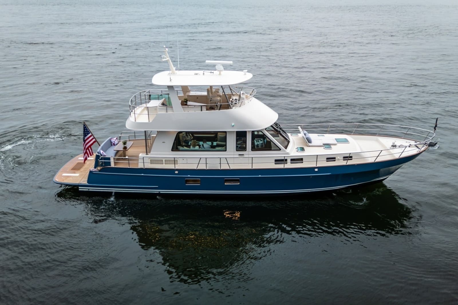 2027 Hunt Yachts 56 Flybridge - Photo 24