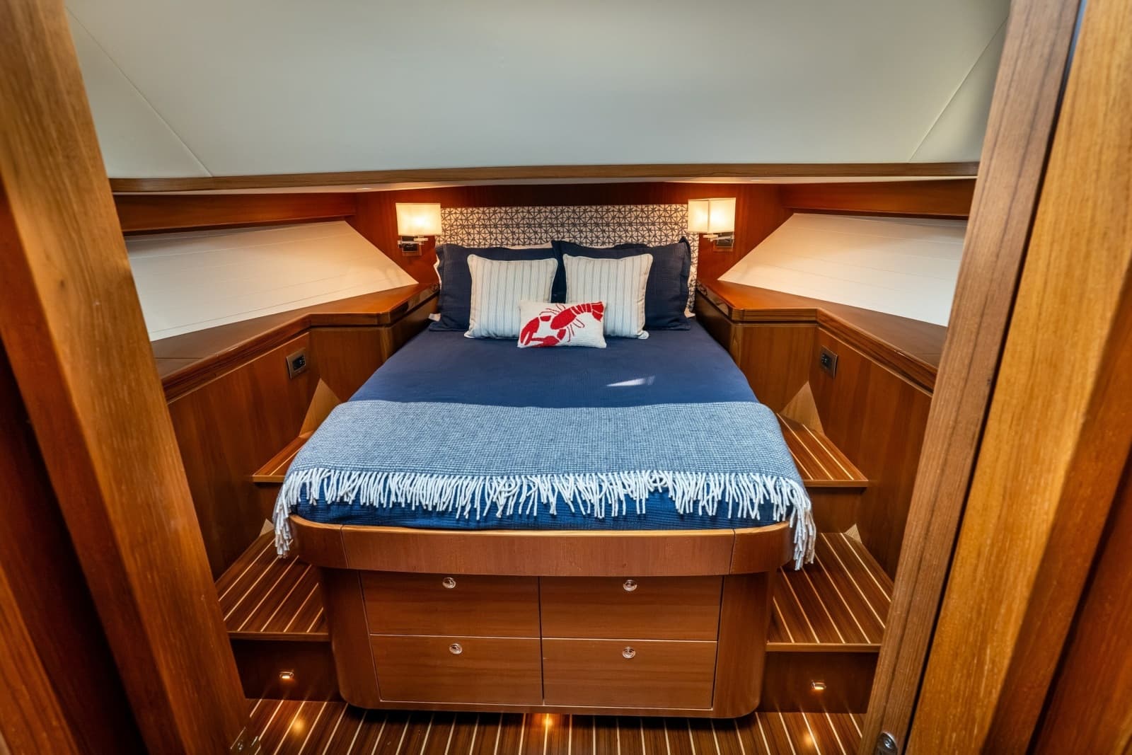 2027 Hunt Yachts 56 Flybridge - Photo 66