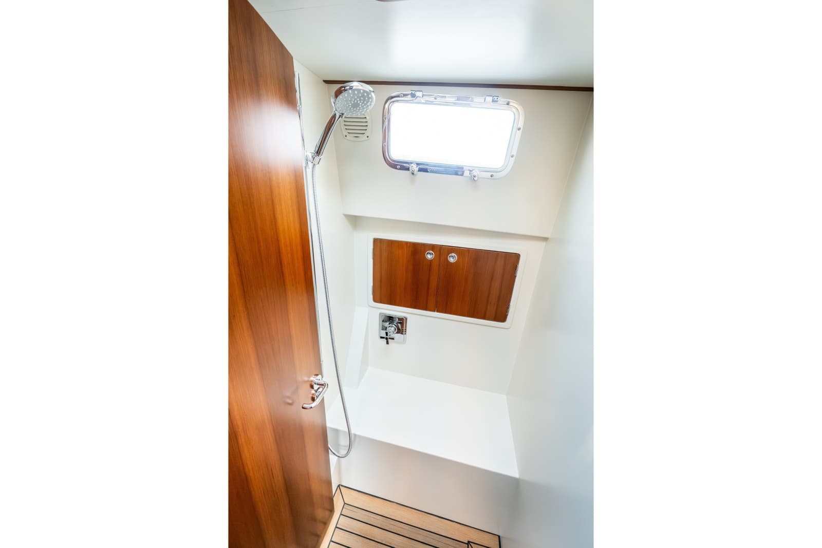 2027 Hunt Yachts 56 Flybridge - Photo 69
