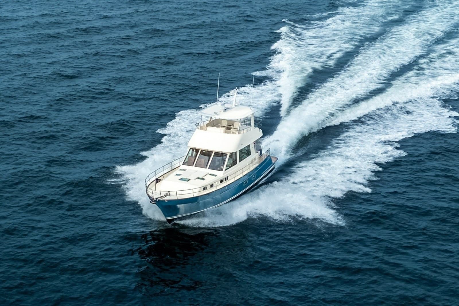 2027 Hunt Yachts 56 Flybridge - Photo 29