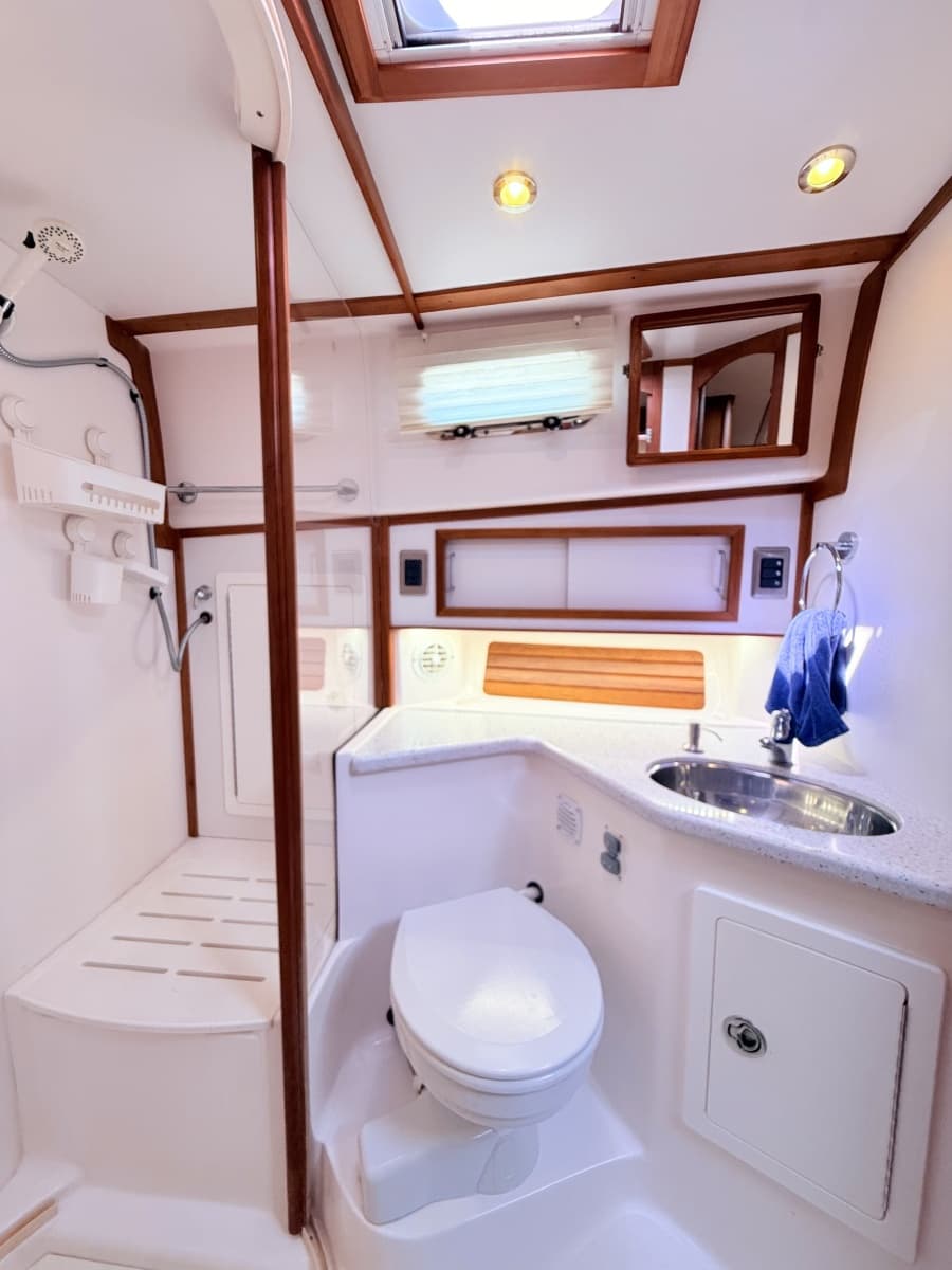 2012 Sabre 42 Salon Express - Photo 42