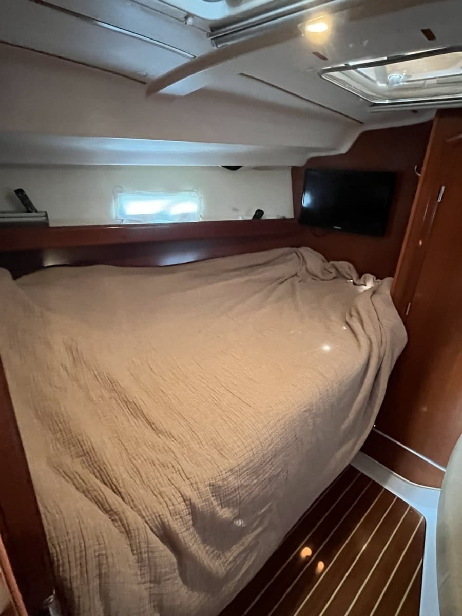 2006 Beneteau Oceanis 393 - Photo 39